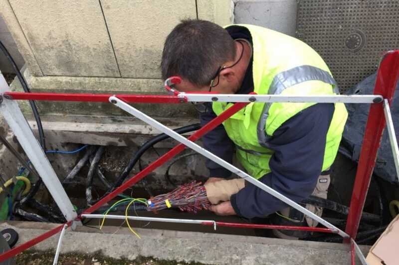Les affaiblissements de connexion ADSL sont liées à plusieurs facteurs. D'abord la distance de la ligne mais aussi le diamètre du câble en cuir.