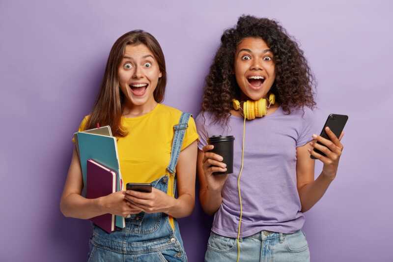 personnes contentes de leur forfait youprice