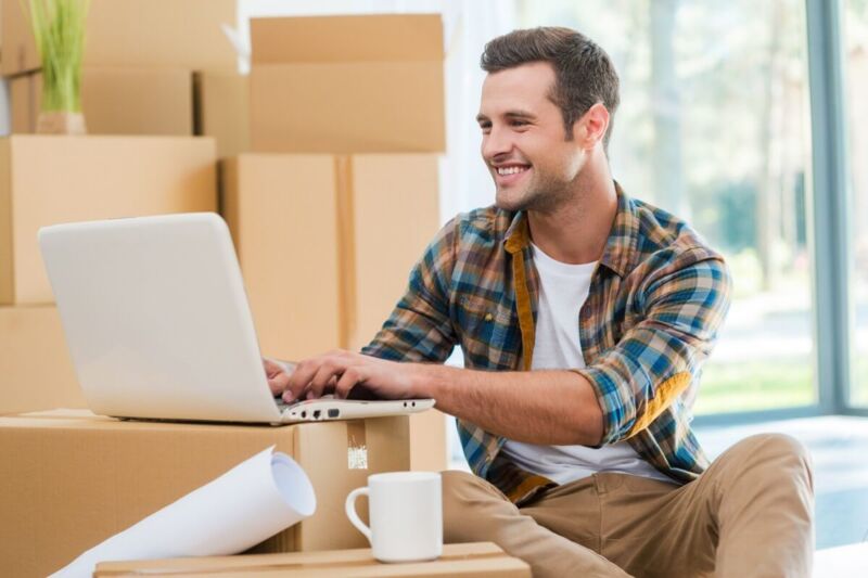 Plusieurs démarches sont nécessaires pour ouvrir une ligne internet dans son nouveau logement