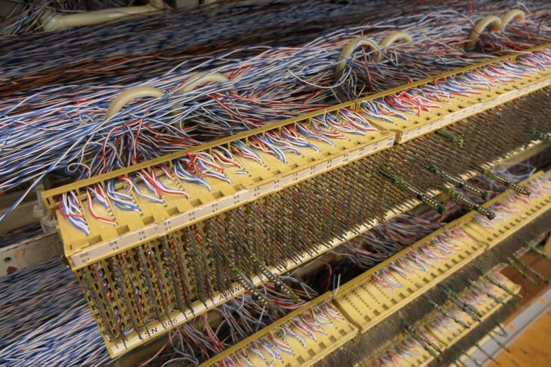 Fin de l'ADSL : non, vous n'êtes pas obligé de vous abonner à la fibre optique