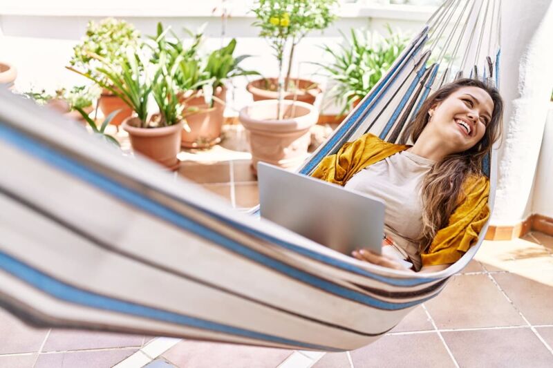 Cette option vous permet d'avoir une connexion à Internet lorsque vous partez en weekend ou en vacances
