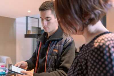     Avec les engagements On, Orange s'engage pour que vous soyez toujours bien connecté
