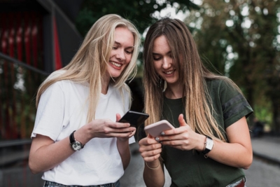 Cet opérateur résiste à la hausse des prix : seulement 3,99€ pour avoir la 4G et 7,99€ pour avoir la 5G !