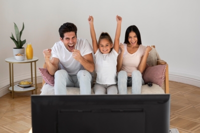 Deux mois offerts et 300€ remboursés, c'est la promo folle d'Orange sur son offre Livebox + Smart TV
