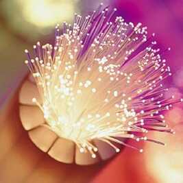     Déploiement de la fibre optique : les petits immeubles devront payer
