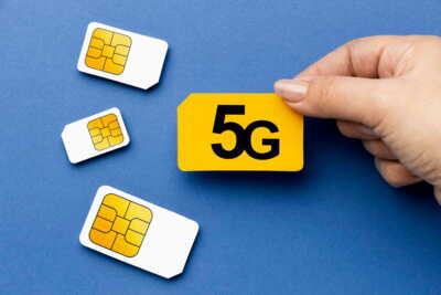     Forfait à moitié prix sur le réseau 5G : ces deux box internet permettent d'avoir un petit tarif sur un abonnement 5G
