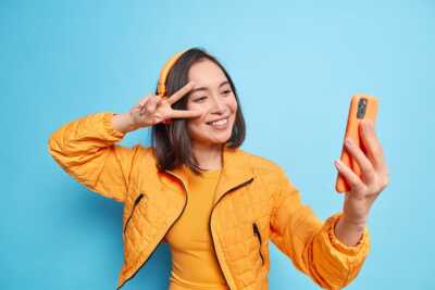     Orange : faites le plein d'avantages avec les Plus que forfaits
