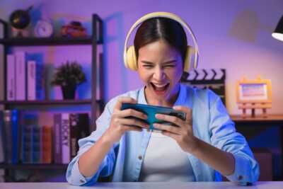     Vous êtes un gros consommateur de streaming ? Ces forfaits sont faits pour vous !
