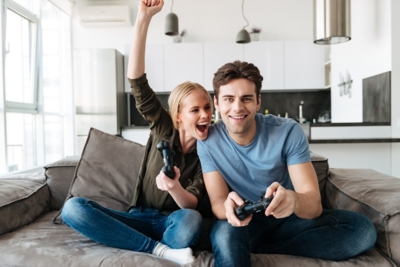 Un VPN sur sa Smart TV et sa console ? Ça coule de source mais c'est encore mieux à prix cassé