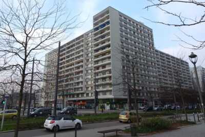     Les Français vivant en appartement se sentent moins bien protégés que ceux en maison - voici pourquoi
