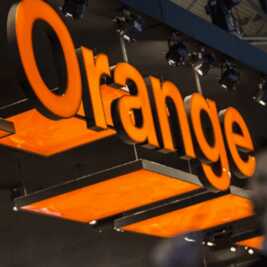     Résultats S1 2019 : Orange ne brille pas mais décroche un nouveau titre
