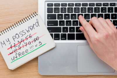    Avec ce VPN, faites d'une pierre deux coups : protégez votre vie privée... et oubliez vos mots de passe !
