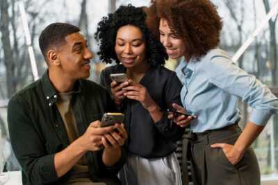     Carte SIM à 1€, 220 Go de 5G à moins de 10€ et tout ça sans engagement : ce forfait est complètement fou !
