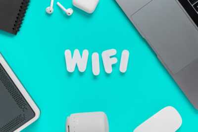     Répéteur Wi-Fi gratuit avec sa box internet : on fait le point
