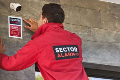     Avis aux cambrioleurs : prenez la poudre d'escampette si vous voyez cette plaque !
