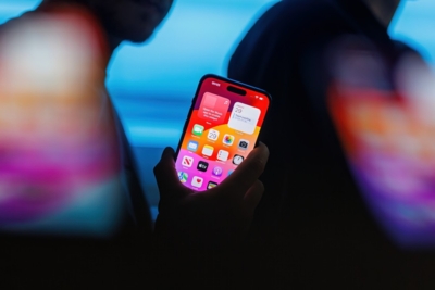 La hausse des prix profite à cet opérateur : sans rien faire, il devient le meilleur pour avoir la 5G