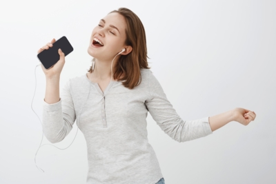 Série Spéciale French Days : NRJ Mobile se révèle avec son nouveau forfait 5G à prix cassé