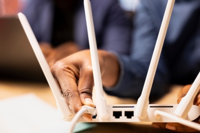 Le Wi-Fi 7 de Free est accessible à moins de 24€/mois avec cette Freebox