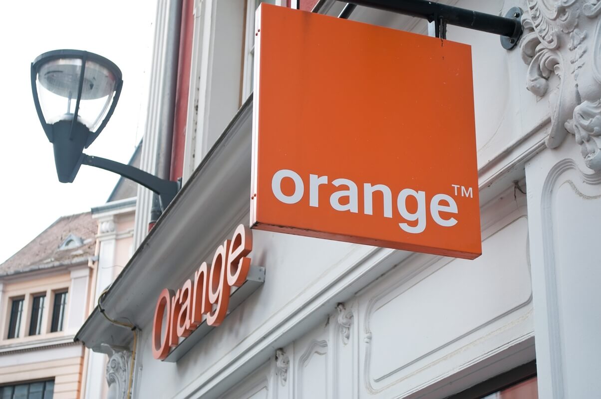 Enseigne d'une boutique Orange en France