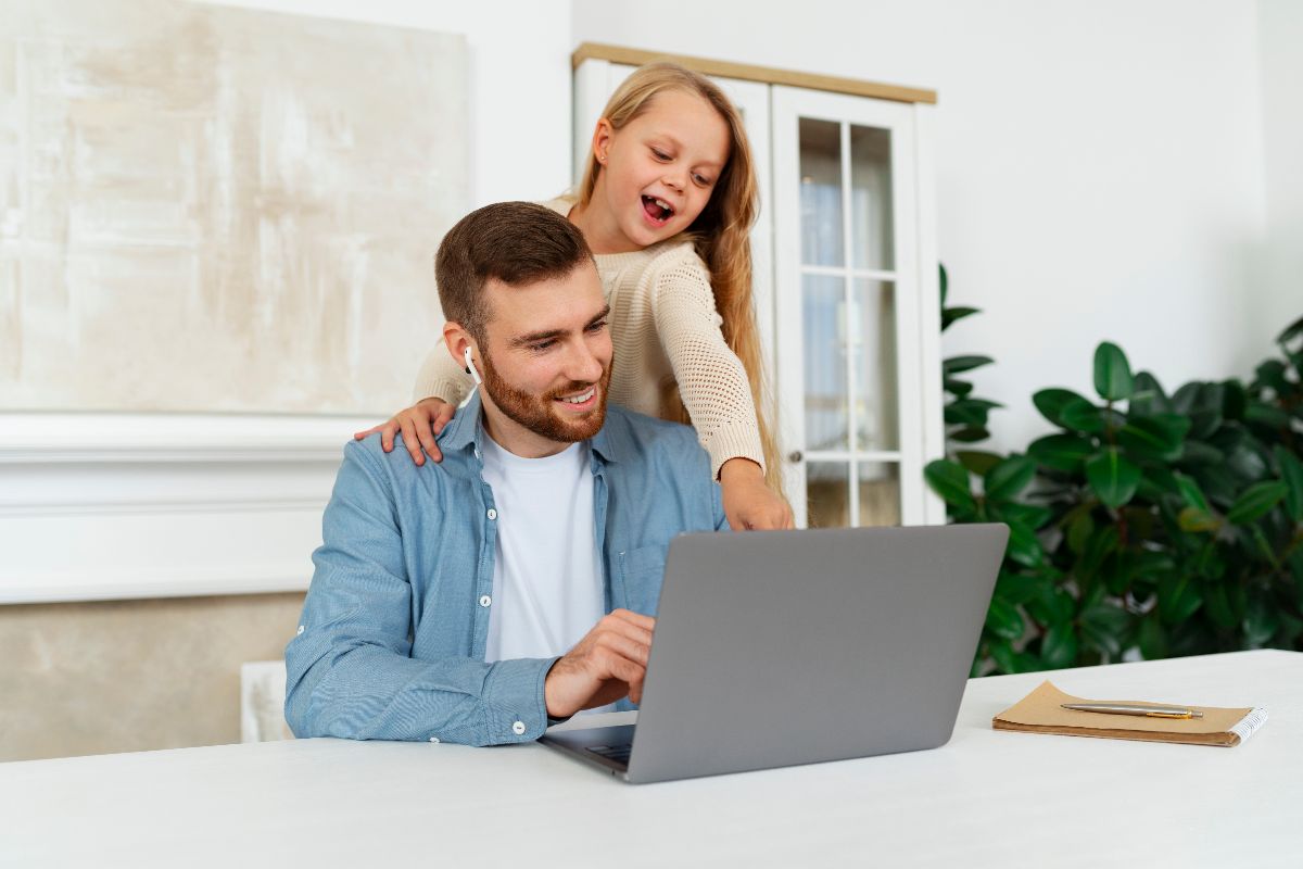     L'ADSL disparaît petit à petit... c'est le moment de passer à la fibre pour garder sa connexion internet
