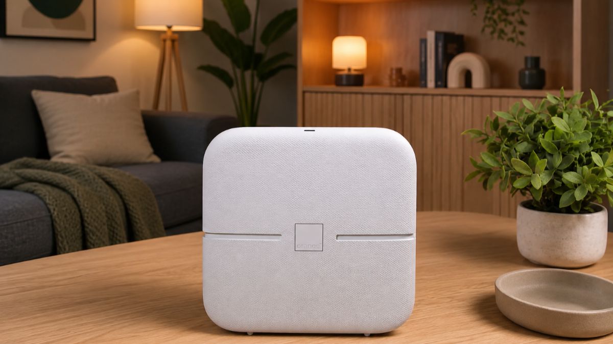     Pourquoi Orange mise tout sur cet accessoire Wi-Fi 7 pour rattraper ses concurrents en 2026
