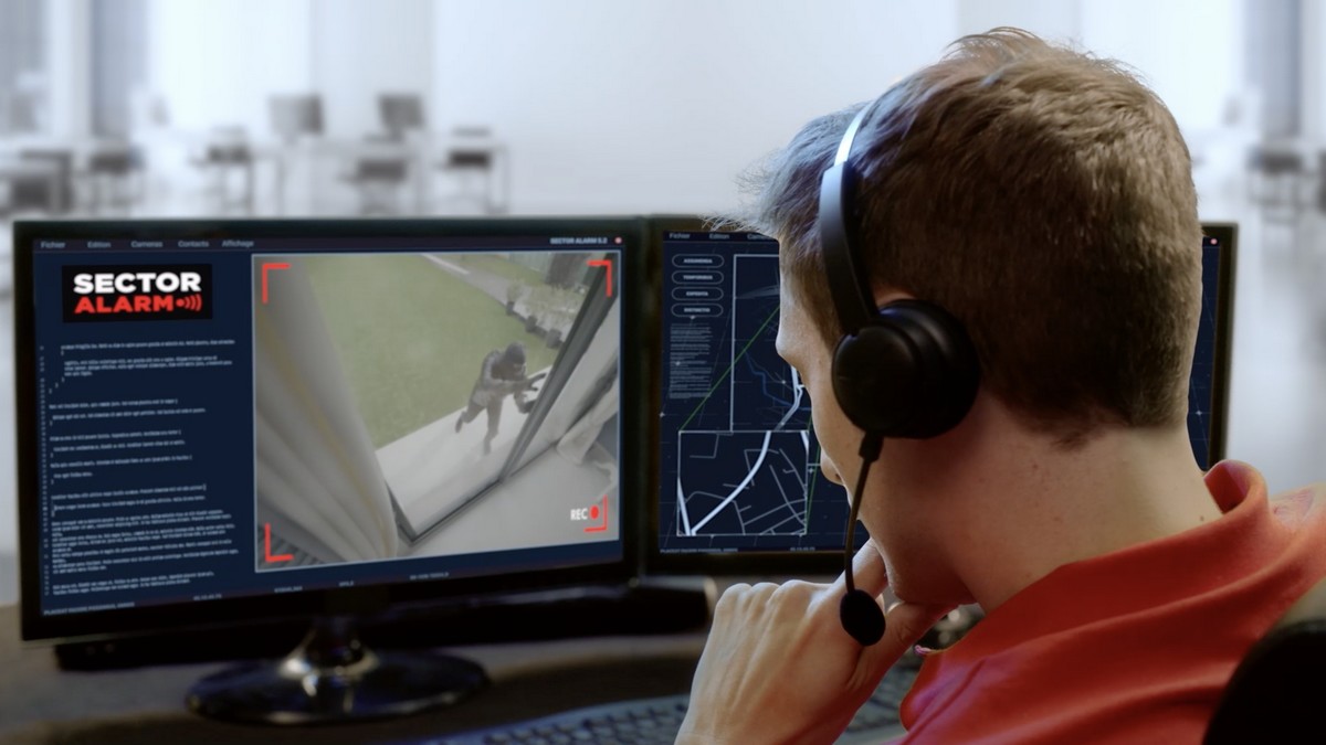 Un opérateur de télésurveillance Sector Alarm face à un cambriolage